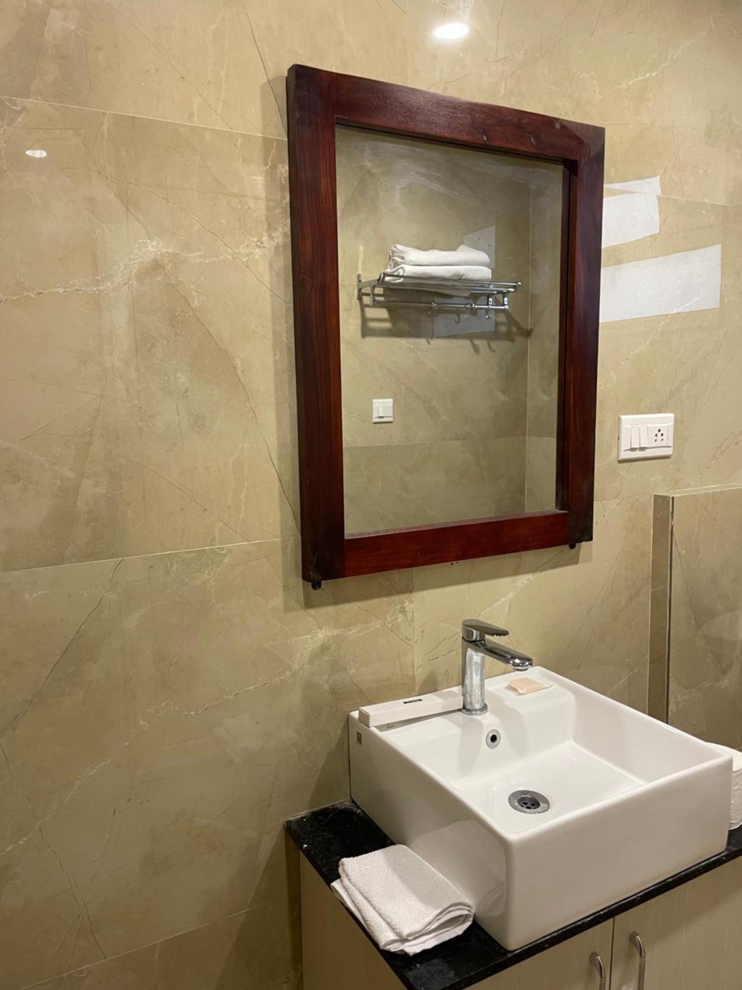 אודייפור Vrindavan Greens Resort מראה חיצוני תמונה